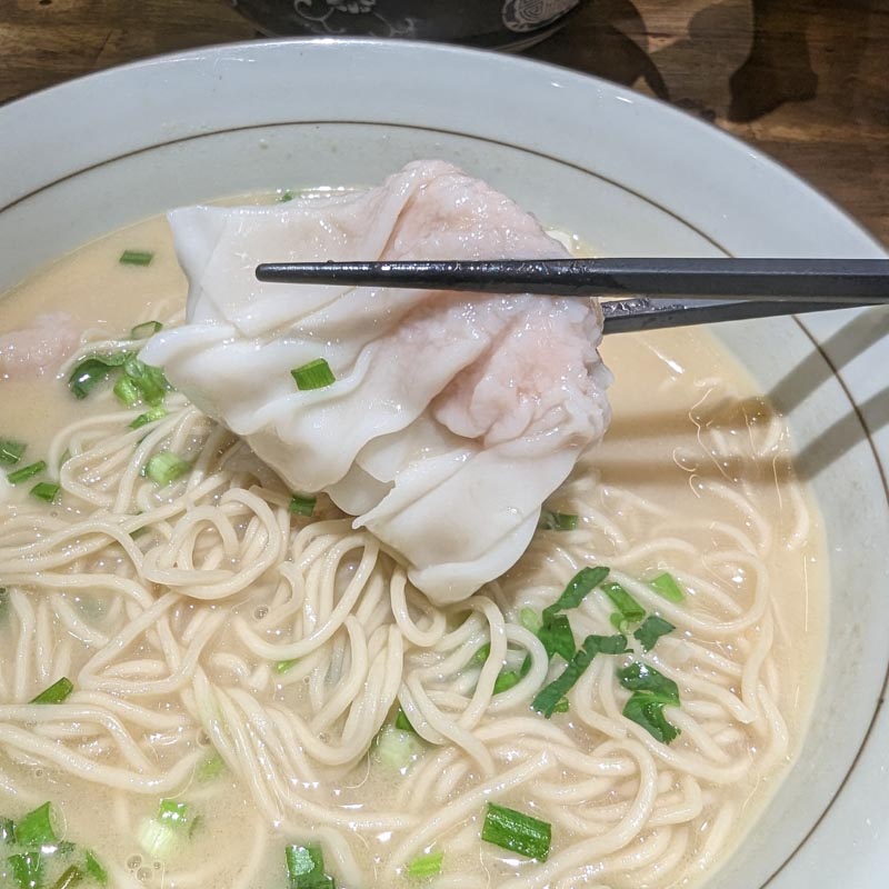Le Shrimp Ramen - Prawn Dumpling Tonkotsu Ramen