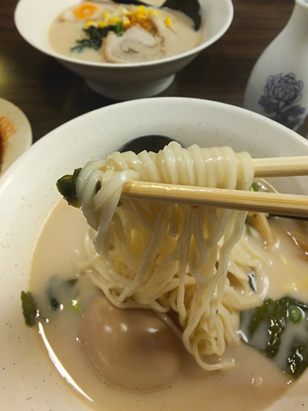 Tonkotsu with savoury braised pork meat and noodles