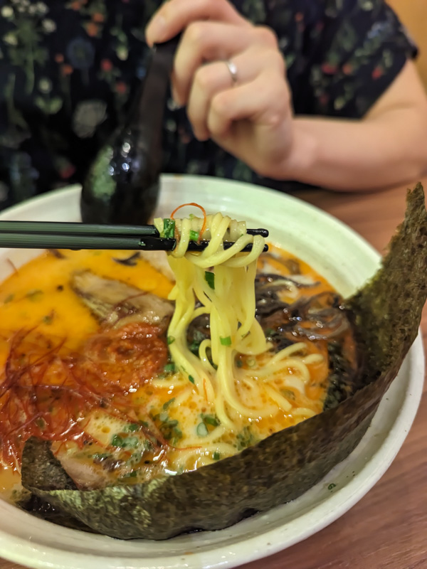 Aburi En - Premium Red Tonkotsu